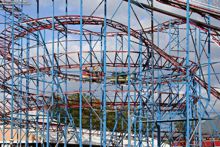 Do you love amusement parks? Check out great day trips in New York.